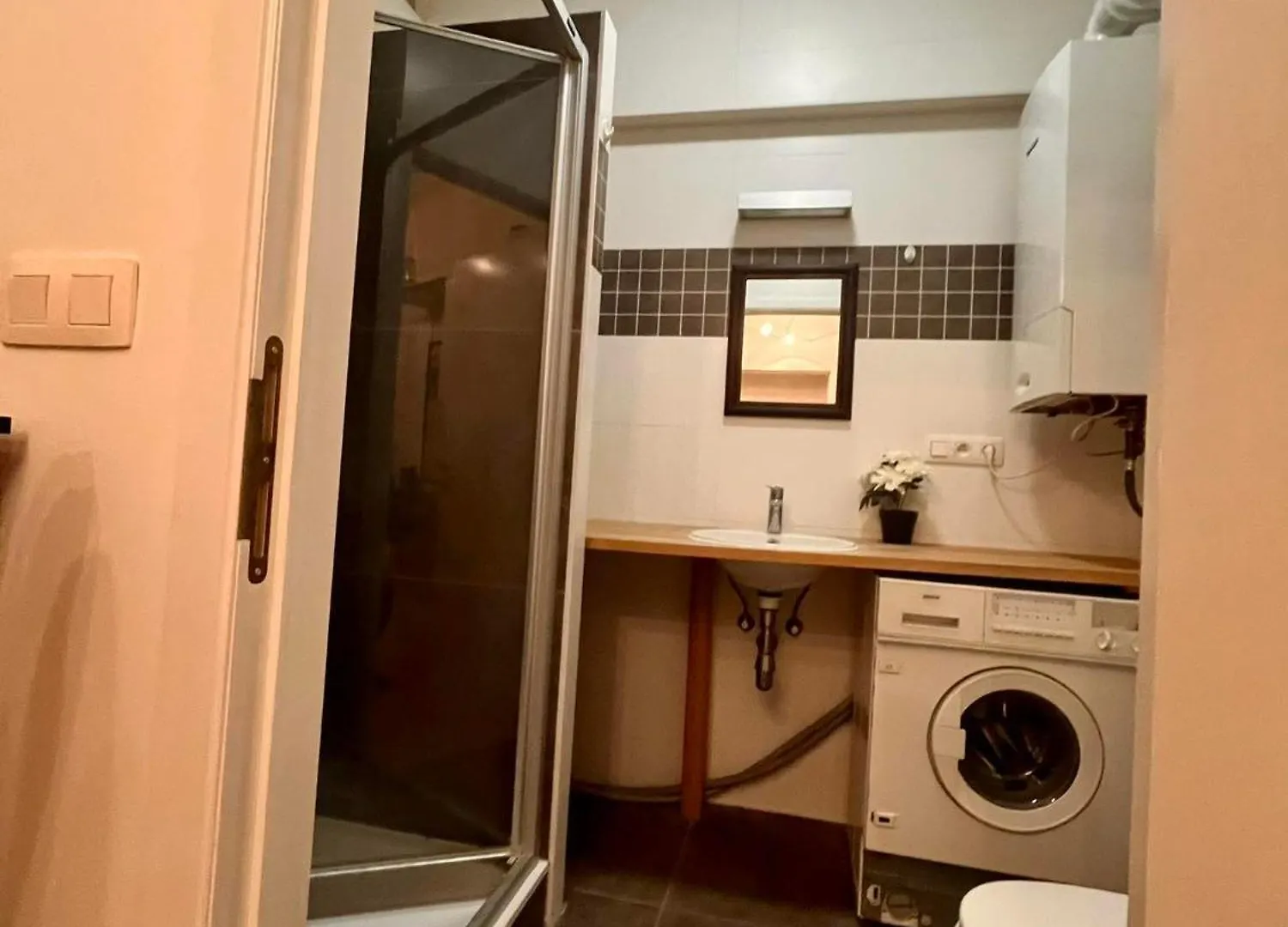 Appartement Charmant Studio - Quartier Chatelain à Bruxelles